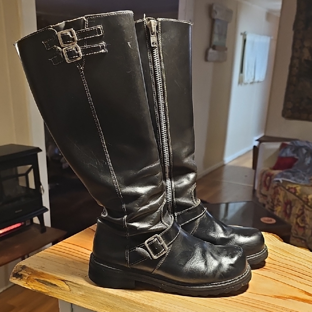 Fluevog Bond Girl Boots!